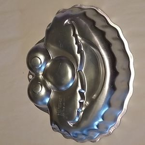 Wilton Sesame Street Cake Pan